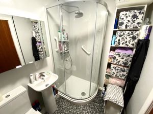Shower Room/WC- click for photo gallery